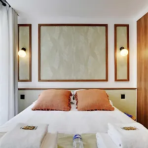 Pelican - Louvre Appartement