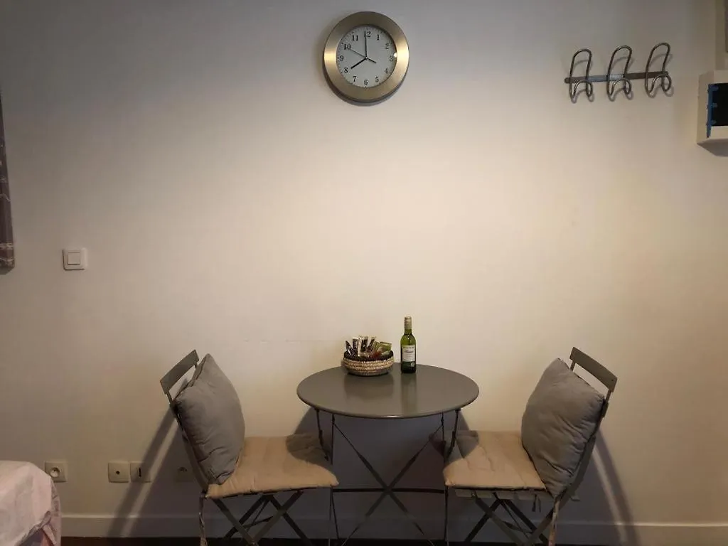 Appartement Studio Saint-Placide Paris France